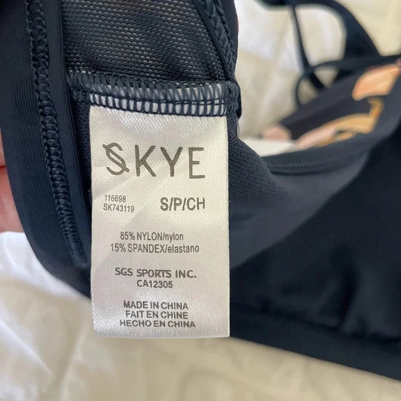 Skye palms swimsuit top - Picture 5 of 5